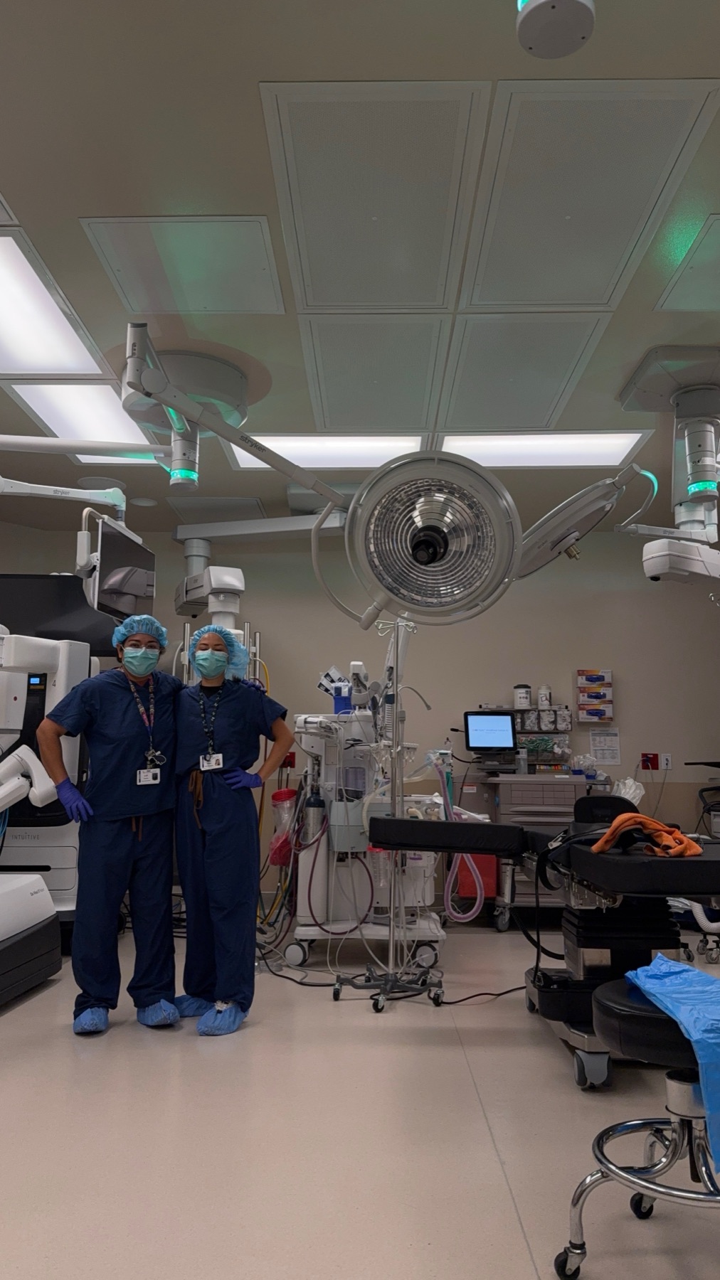 Vector crew in a cleaned operating room