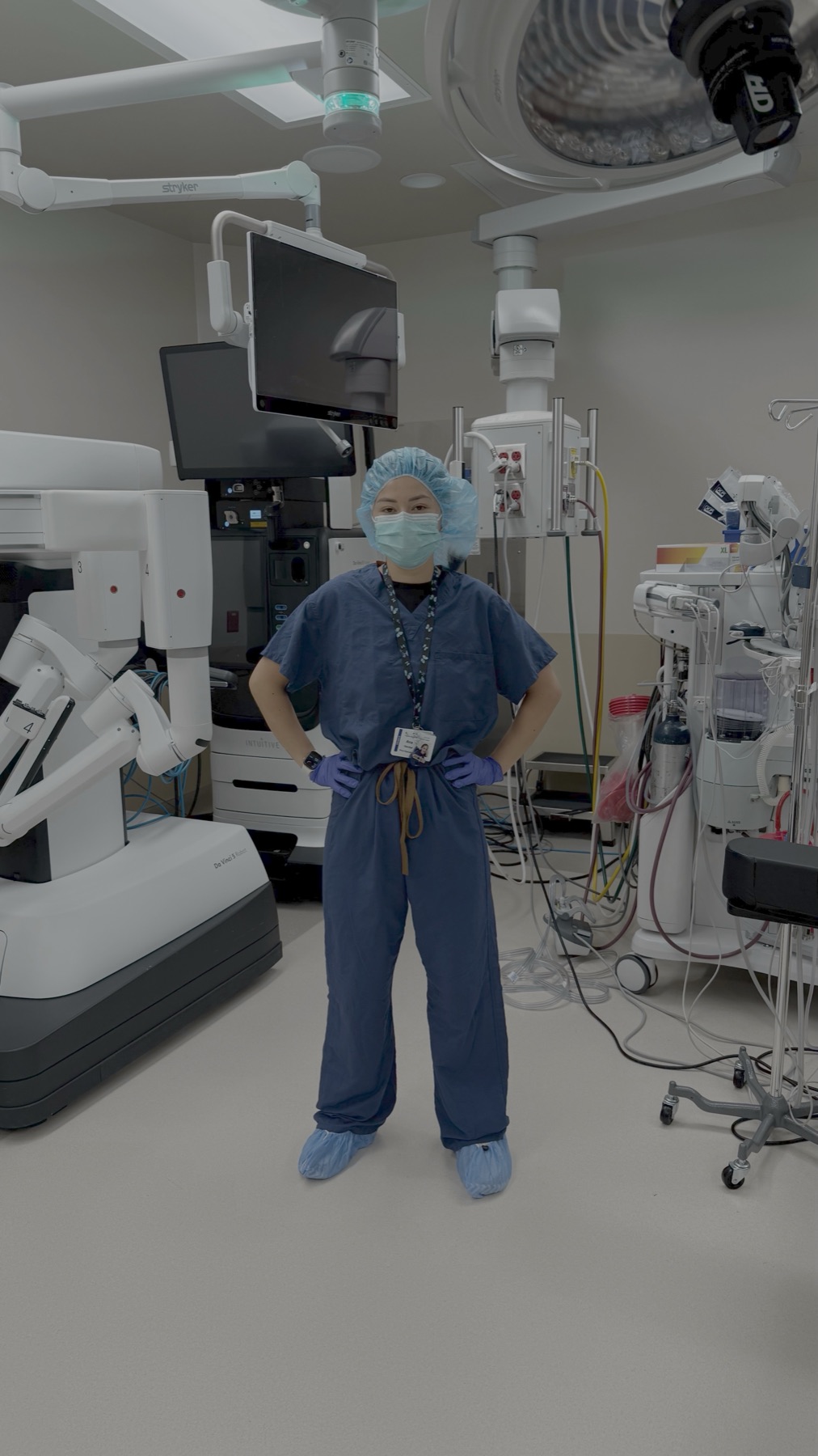 Vector technician in the OR